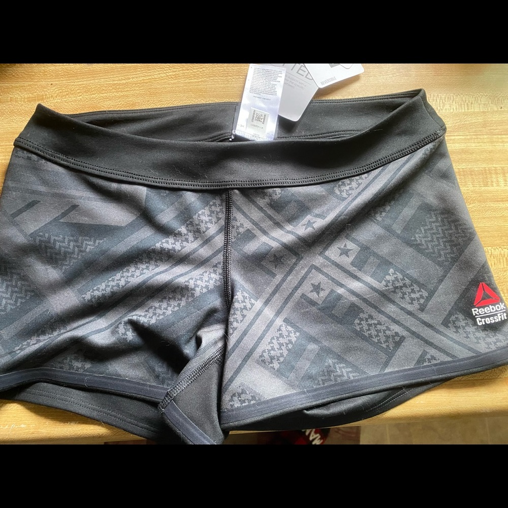 Reebok Reversable Chase Booty Shorts MD
